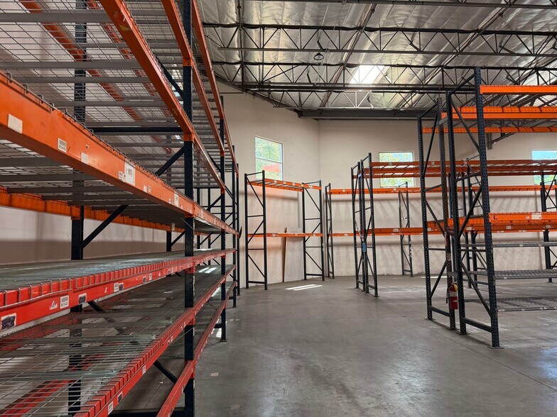 More Photos Of 709 E Cedar St, Ontario Warehouse For Lease