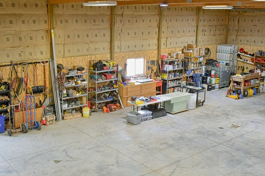 More Photos Of 115 Williams Creek Rd, Salmon Warehouse For Sale