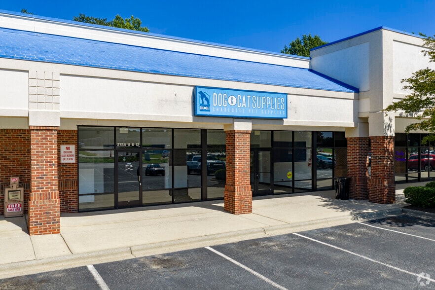 More Photos Of 2785 Charlotte Hwy, Mooresville Unknown For Lease