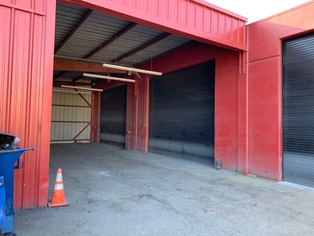 More Photos Of 1345 E Francisco Blvd, San Rafael Service For Lease