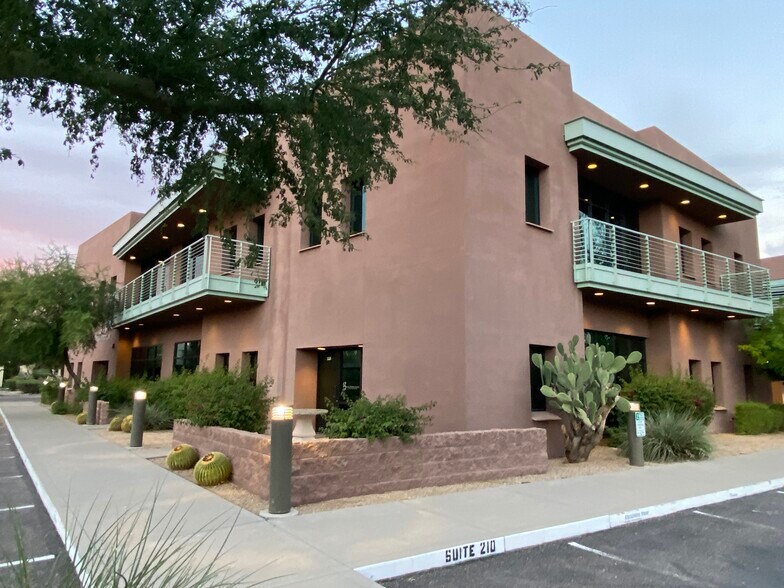 More Photos Of 8701 E Vista Bonita Dr, Scottsdale Medical For Sale