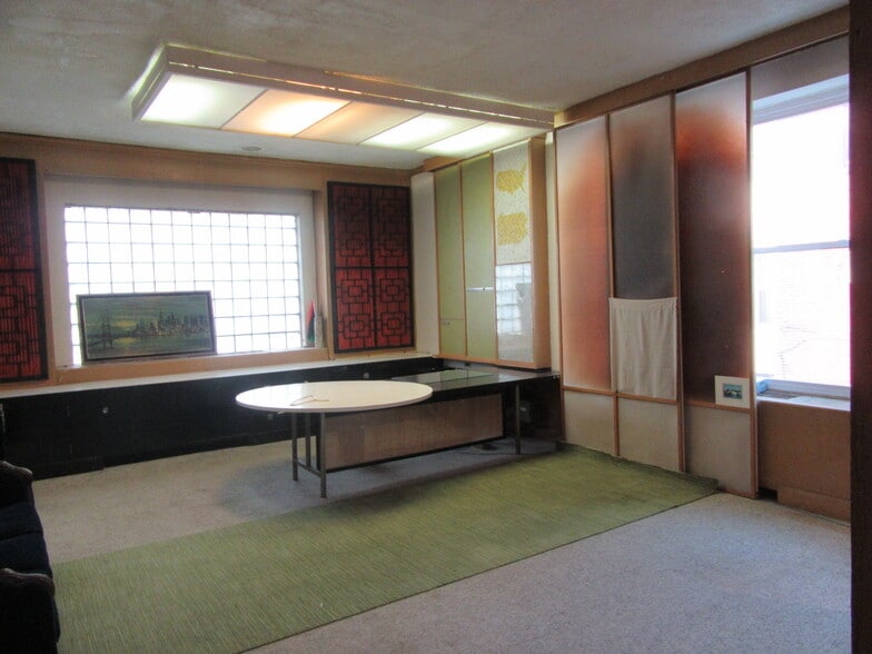 More Photos Of 2810-2812 N Broad St, Philadelphia Office Residential For Sale