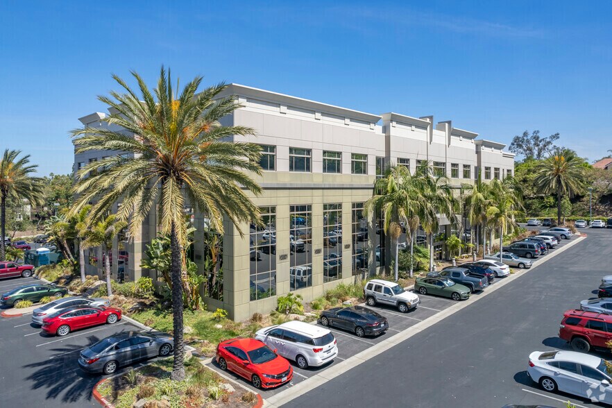 More Photos Of 838 Nordahl Rd, San Marcos Medical For Lease