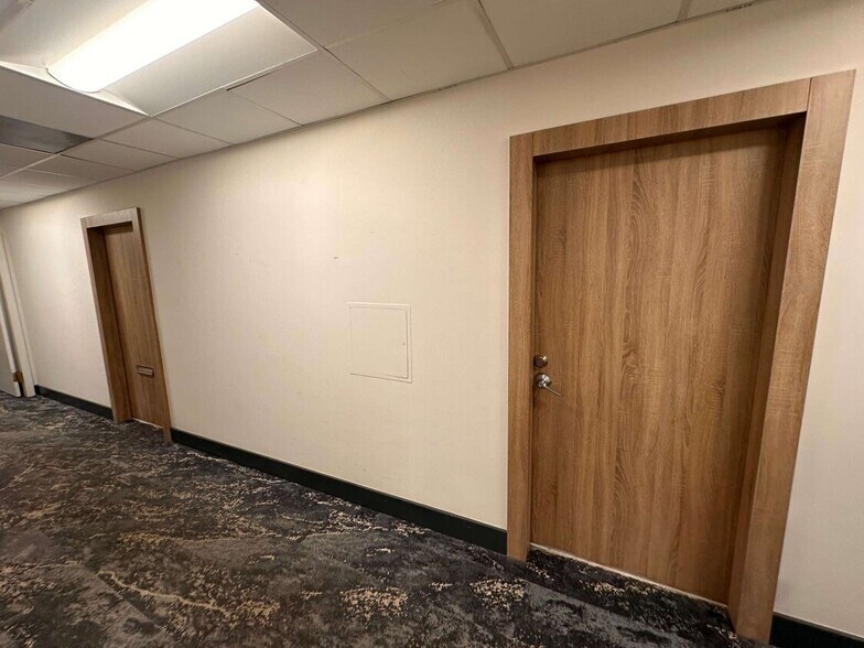 More Photos Of 3800 S Ocean Dr, Hollywood Office For Sale