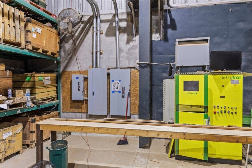 More Photos Of 11085 Baileyton Rd, Greeneville Manufacturing For Lease