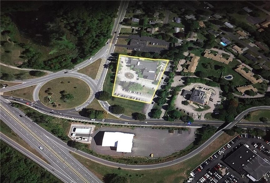 More Photos Of 360 Kingstown Rd, Narragansett Medical For Sale