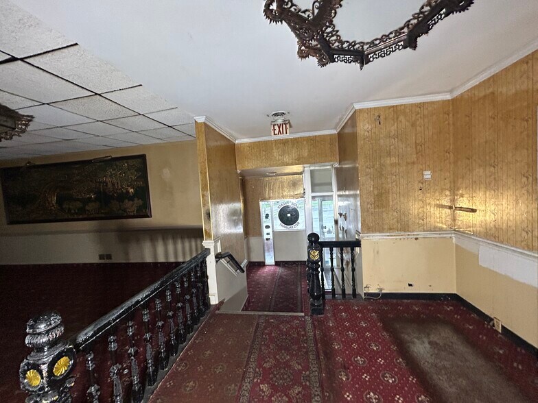 More Photos Of 602 Ridge Rd, Webster Restaurant For Sale