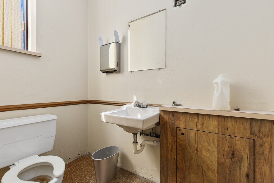 More Photos Of 20 Forest Ave, Fond Du Lac Apartments For Sale