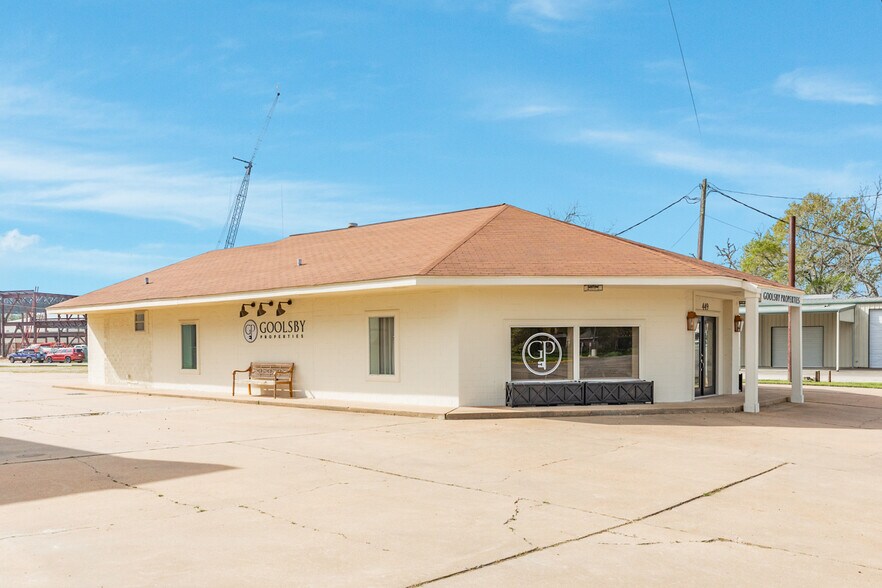 More Photos Of 449 S 17th St, West Columbia Office For Sale