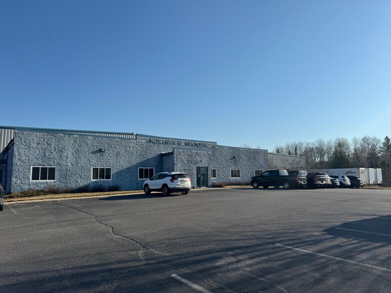 More Photos Of 498 Maratech Ave, Marathon Industrial For Lease