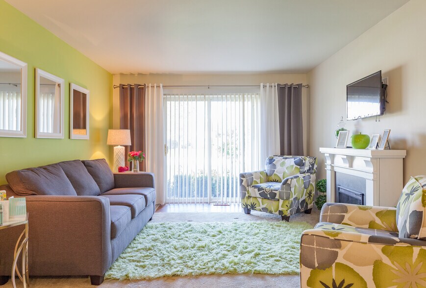 More Photos Of 33105-33255 Warren Rd, Westland Apartments For Sale