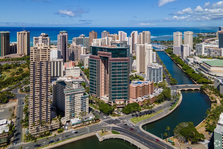 More Photos Of 1888 Kalakaua Ave, Honolulu Apartments For Lease