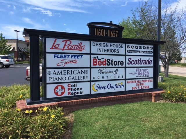 More Photos Of 11651-11657 Parkside Dr, Knoxville Freestanding For Lease