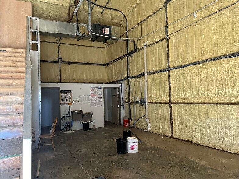 More Photos Of 19770 Tamarack Ln, Ordway Manufacturing For Lease