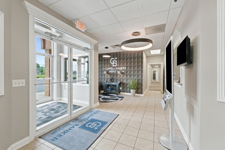 More Photos Of 9109 Stellhorn Crossing Blvd, Fort Wayne Office For Lease