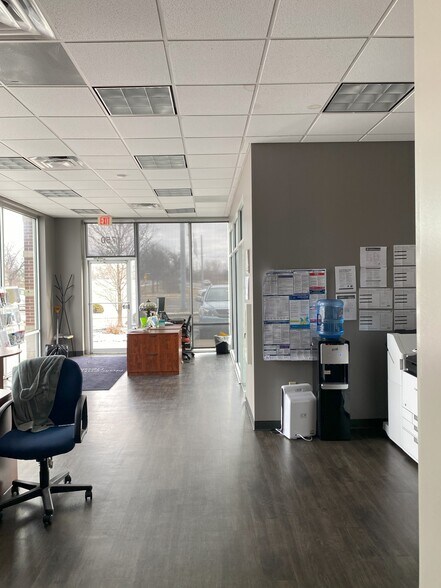 More Photos Of 1750 Niagara Falls Blvd, Tonawanda Storefront Retail Office For Lease