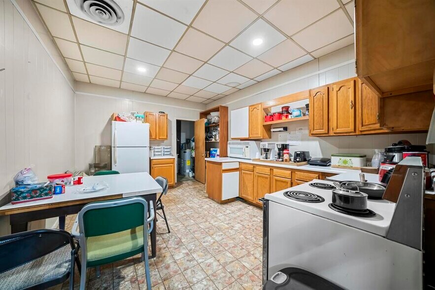 More Photos Of 1305 Seaton Ave, Greenup Warehouse For Sale