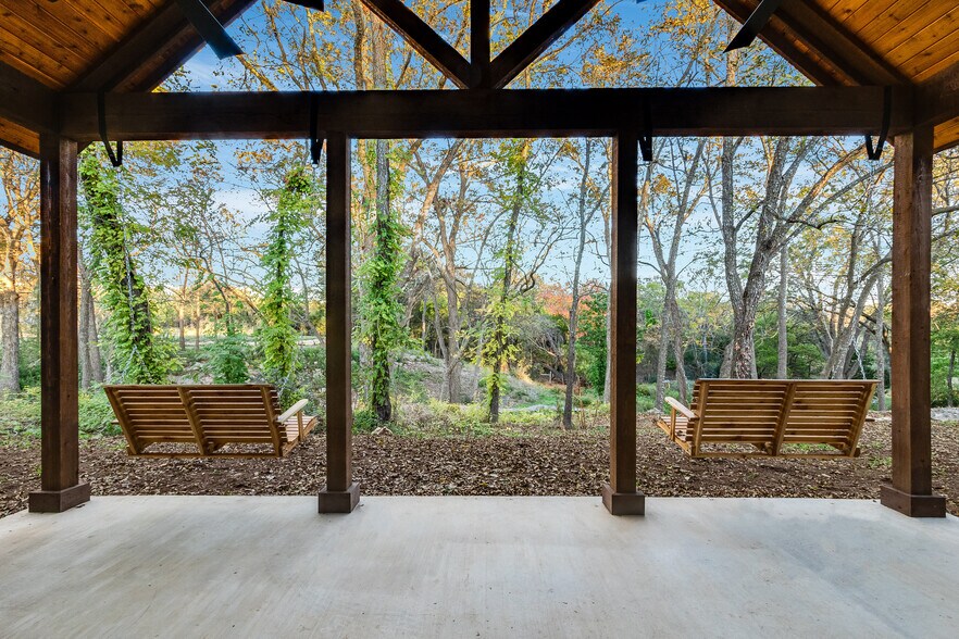 More Photos Of 385 Creek Rd, Dripping Springs Loft Creative Space For Sale