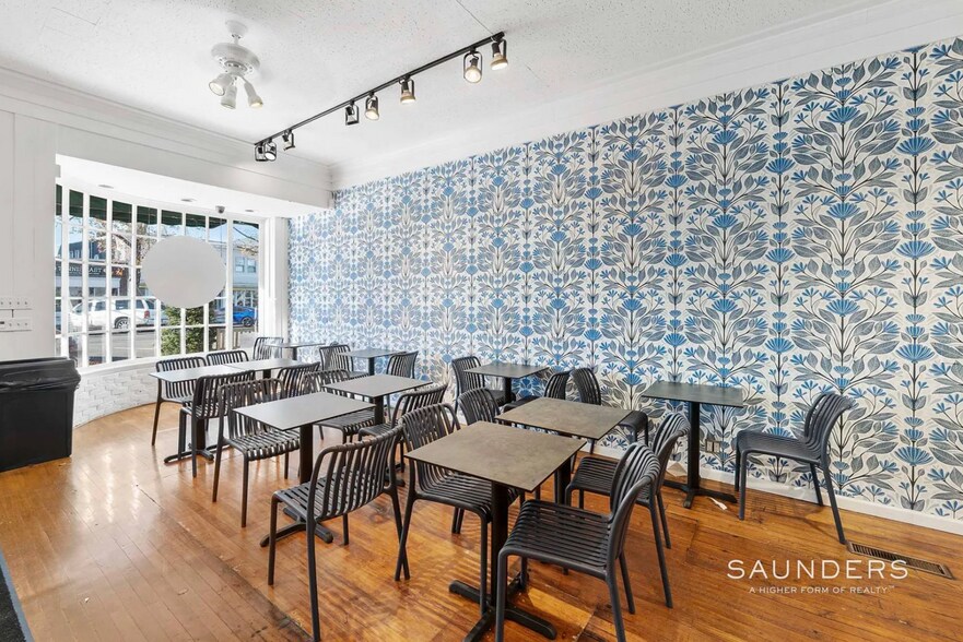 More Photos Of 70 Main St, Southampton Restaurant For Sale