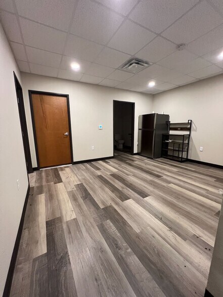 More Photos Of 120 Old Agnes Rd, Weatherford Light Distribution For Lease