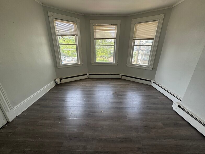 More Photos Of , Hartford Multifamily For Sale