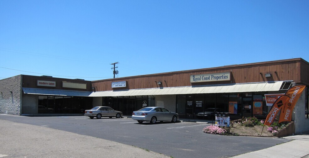 More Photos Of 1361-1367 Saviers Rd, Oxnard Storefront Retail Office For Lease