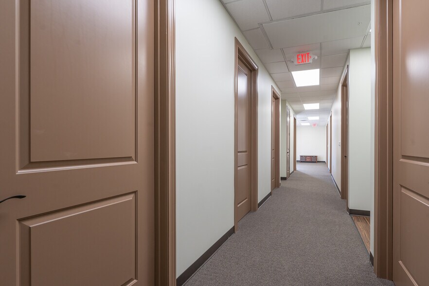 More Photos Of 4714 Riverstone Blvd, Missouri City Medical For Sale