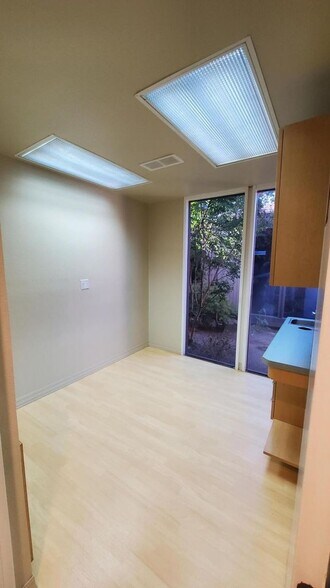 More Photos Of 2740 W Main St, Visalia Medical For Lease