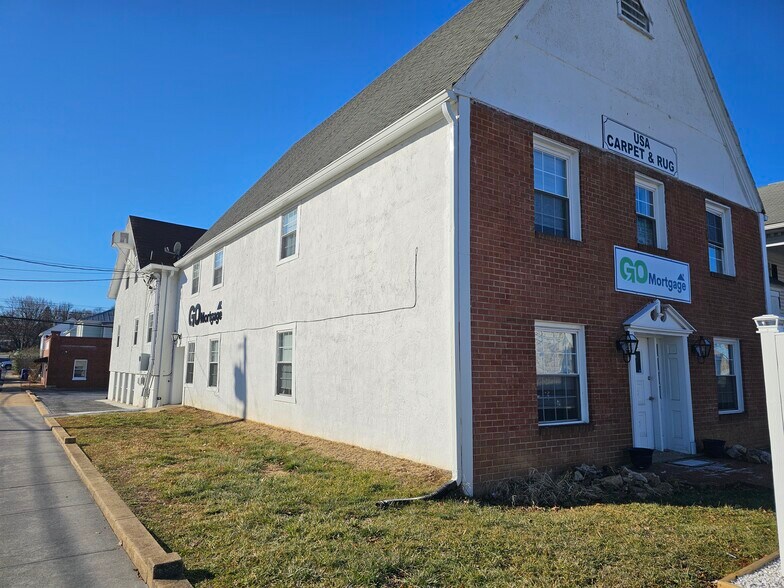 More Photos Of 27 S Royal Ave, Front Royal Medical For Lease