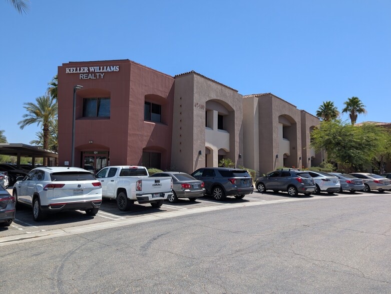 More Photos Of 47100 Washington St, La Quinta Loft Creative Space For Lease