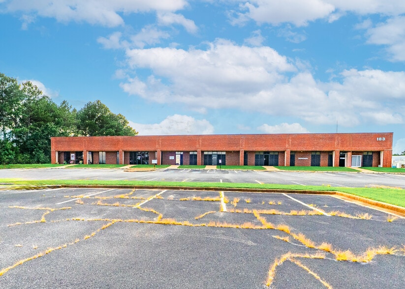 More Photos Of 183 Paradise Blvd, Athens Unknown For Sale