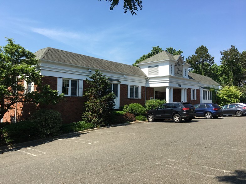 More Photos Of 122 E Ridgewood Ave, Paramus Medical For Sale