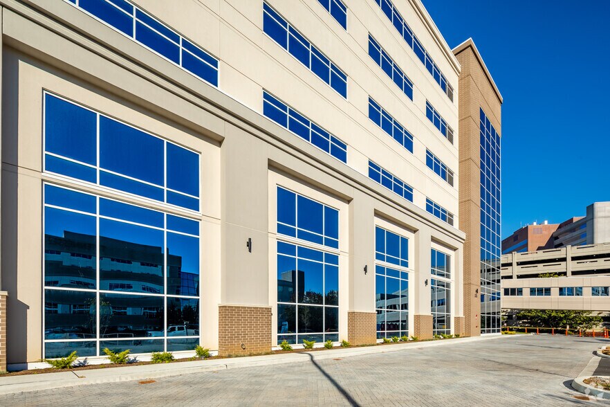 More Photos Of 335 24th Ave, Nashville Medical For Lease