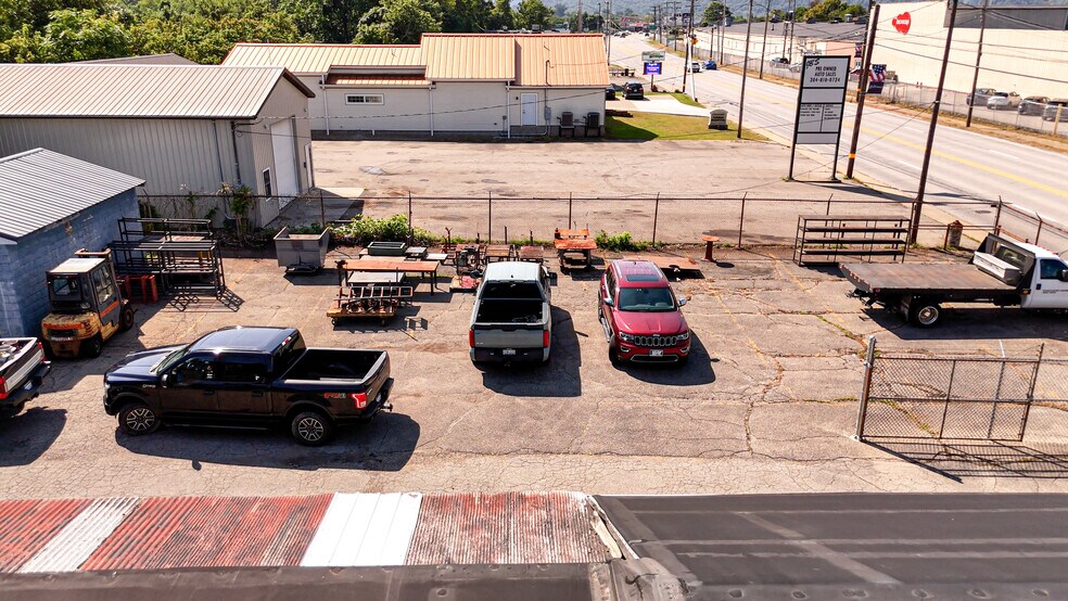 More Photos Of 1702 Wheeling Ave, Glen Dale Manufacturing For Sale