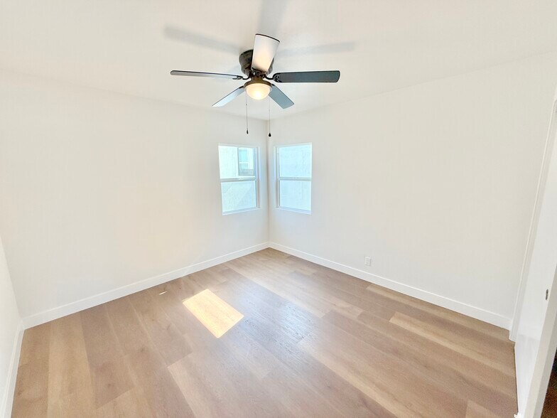 More Photos Of 825 Manhattan Ave, Hermosa Beach Apartments For Sale