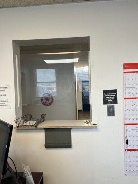 More Photos Of 9255 Brookpark Rd, Parma Auto Dealership For Sale