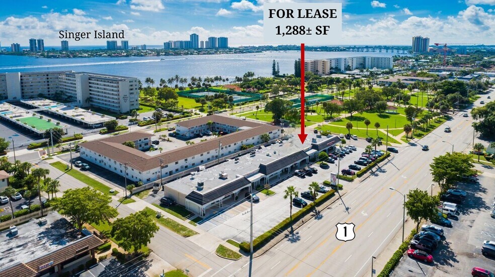 More Photos Of 811 N Federal Hwy, Lake Park General Retail For Lease