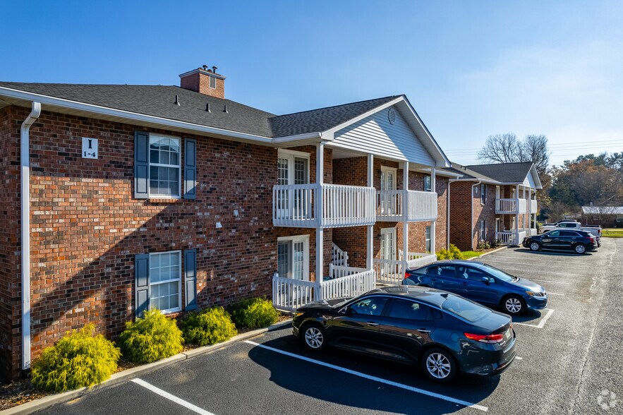 More Photos Of 1045 Fisk Rd, Cookeville Apartments For Sale