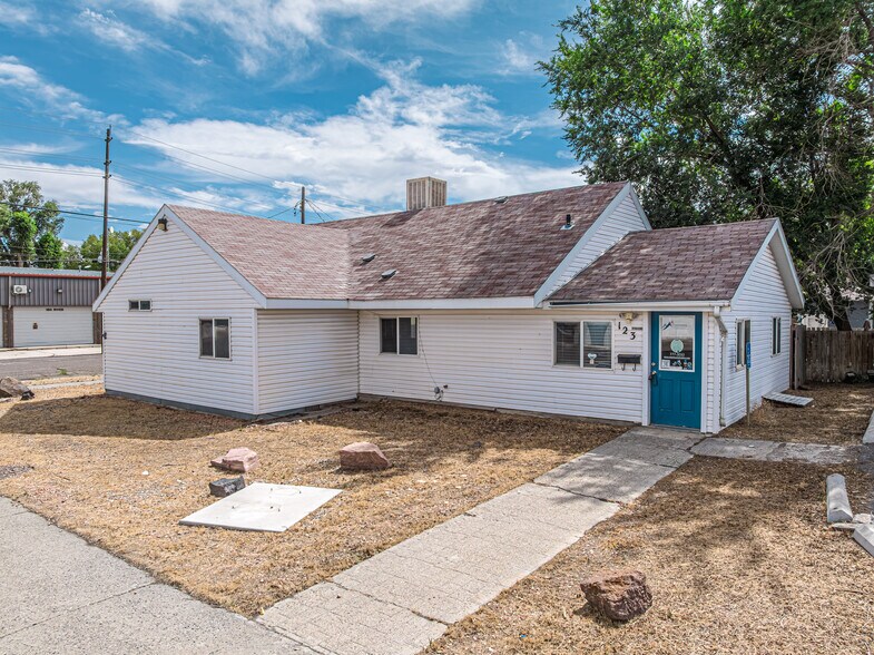 More Photos Of 123 2nd St, Elko Office For Sale
