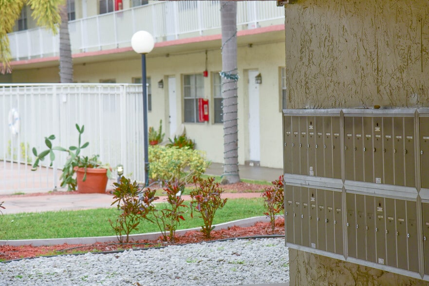 More Photos Of 3400-3460 NW 50th Ave, Lauderdale Lakes Apartments For Sale