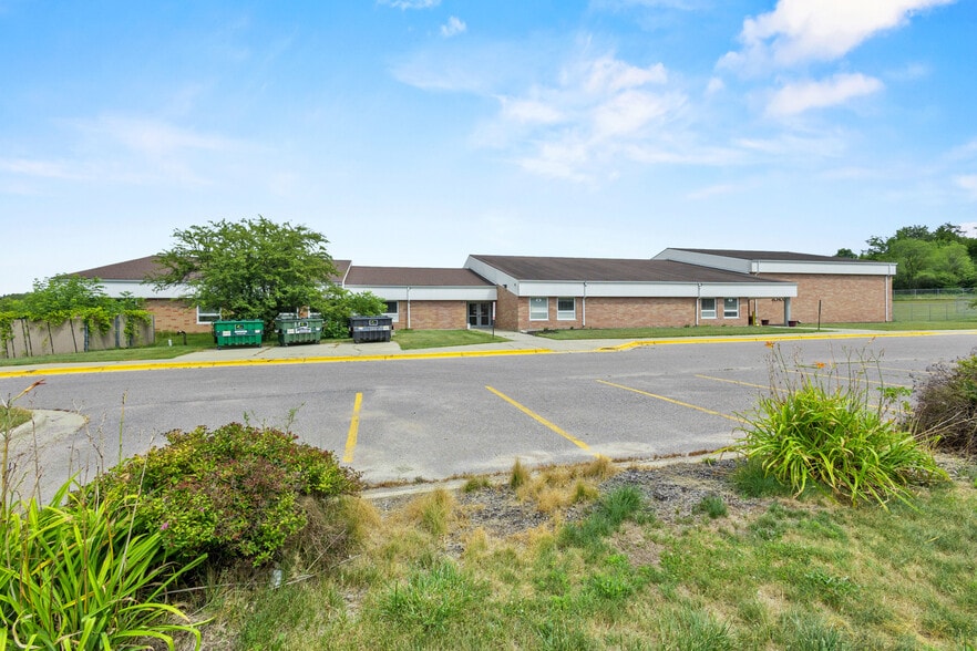 More Photos Of 414 S Church St, Endeavor Schools For Sale