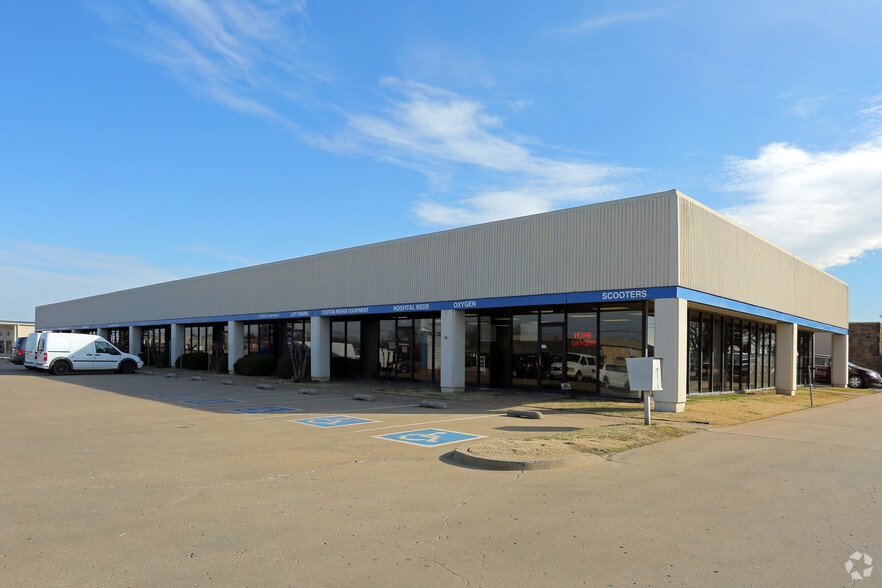 Primary Photo Of 5333 S Mingo Rd, Tulsa Showroom For Lease