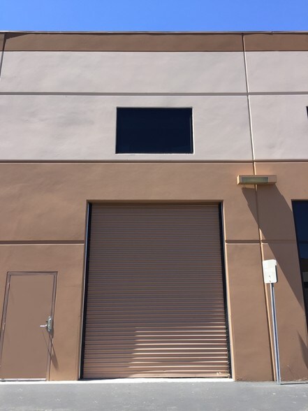 More Photos Of 11415 W Bernardo Ct, San Diego Research And Development For Lease