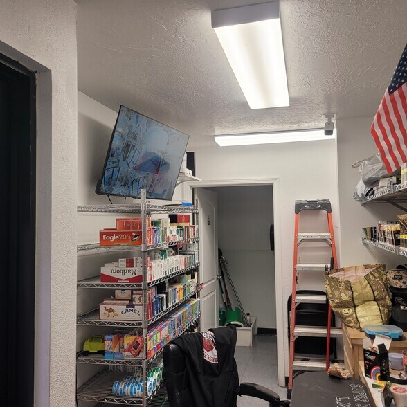 More Photos Of 391 Riverside Rd, Mesquite Convenience Store For Sale