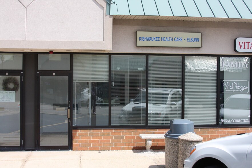 More Photos Of 108 Valley Dr, Elburn Storefront For Lease