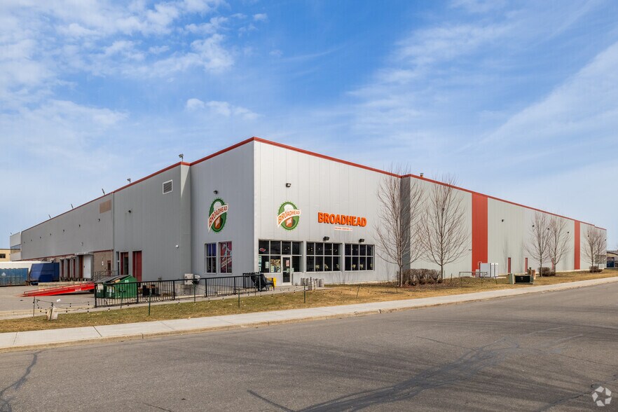 More Photos Of 1680 Vimont Ct, Ottawa Warehouse For Lease