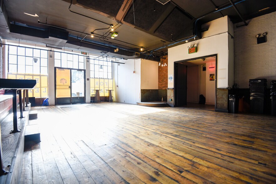 More Photos Of 361 Metropolitan Ave, Brooklyn General Retail For Lease