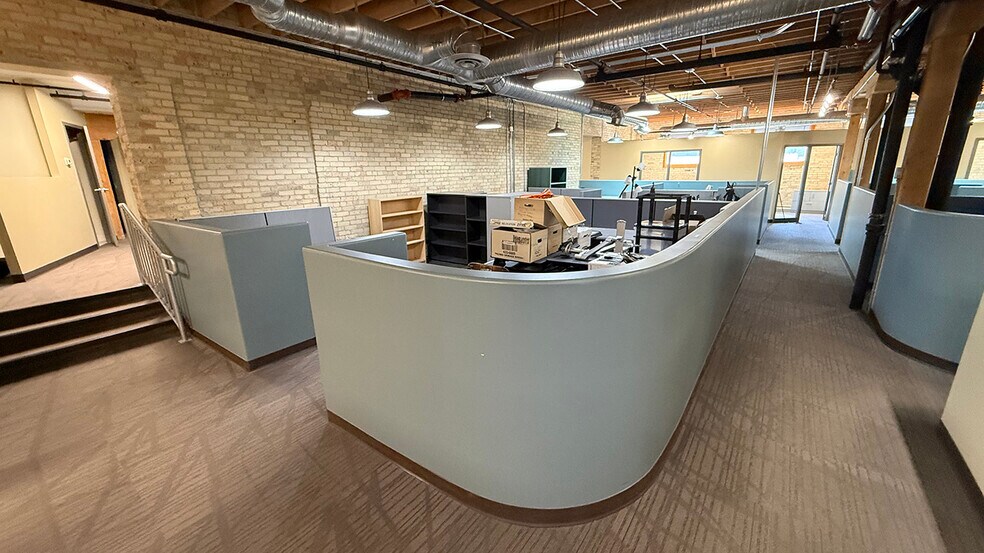 More Photos Of 309 Mcdermot Av, Winnipeg Office For Lease