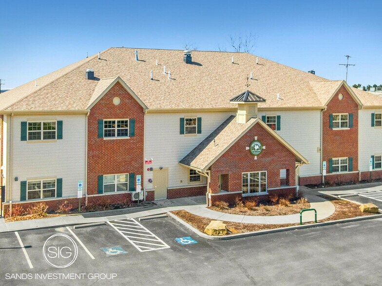 Primary Photo Of 2598 Wexford Bayne Rd, Sewickley Daycare Center For Sale