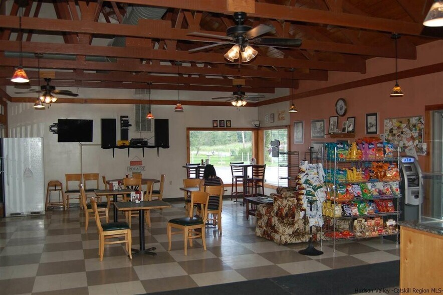 More Photos Of 963 Kings Hwy, Saugerties Restaurant For Sale